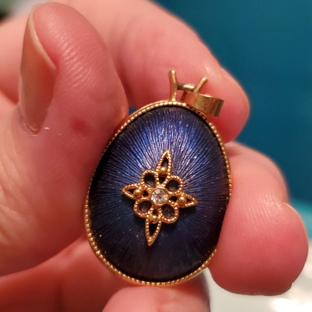 Womens Pendant, Royal Blue, Clear Stoned Earrings